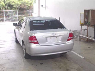 TOYOTA COROLLA AXIO 2010