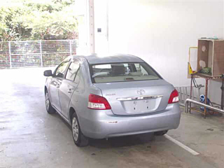 TOYOTA BELTA 2010