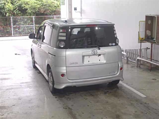 TOYOTA SIENTA 2008