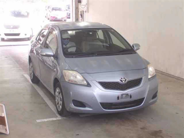TOYOTA BELTA 2010
