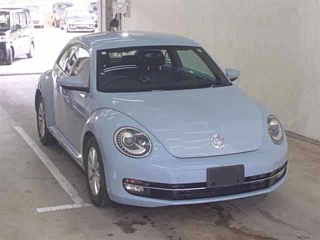VOLKSWAGEN THE BEETLE 2013
