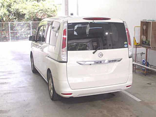 NISSAN SERENA 2012