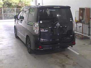 TOYOTA VOXY 2008