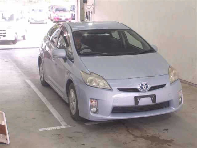 TOYOTA PRIUS 2010