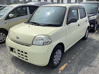 DAIHATSU ESSE 2010