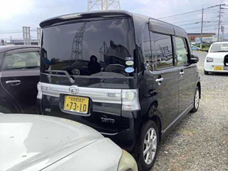 DAIHATSU TANTO 2012