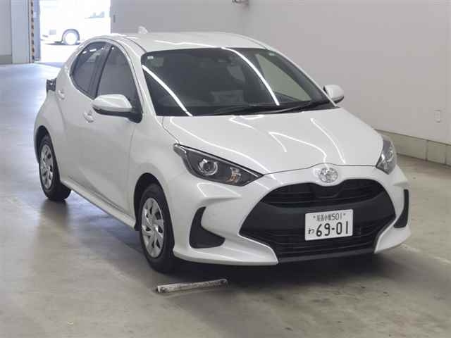 TOYOTA YARIS 2024