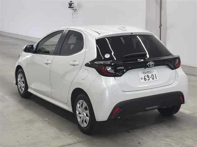TOYOTA YARIS 2024