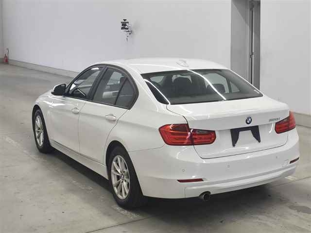 BMW 3 SERIES 2013