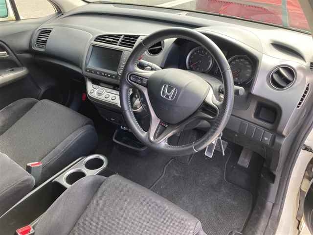 HONDA STREAM 2008
