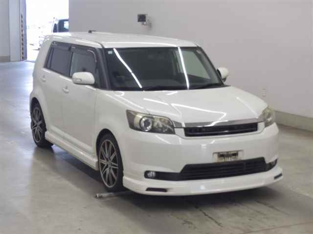 TOYOTA COROLLA RUMION 2010