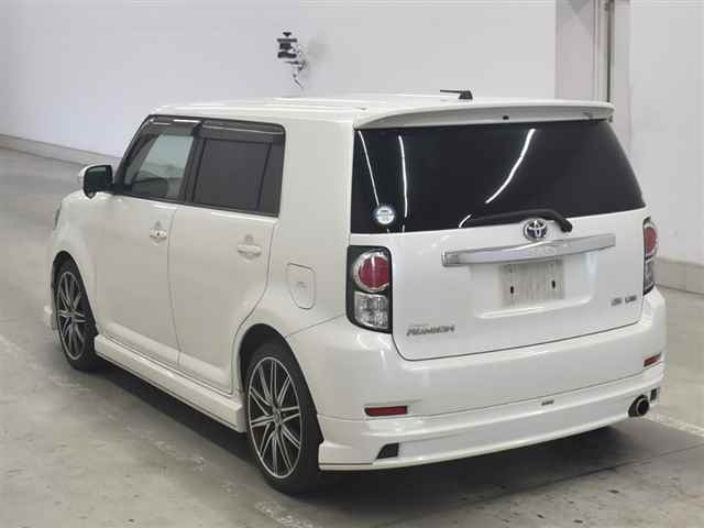 TOYOTA COROLLA RUMION 2010