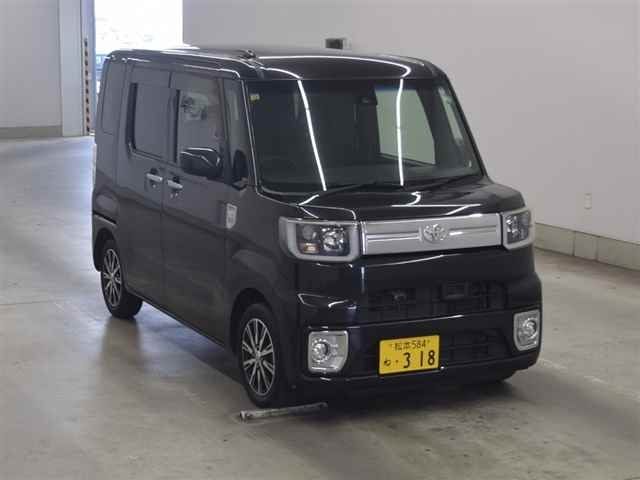 TOYOTA PIXIS MEGA 2016