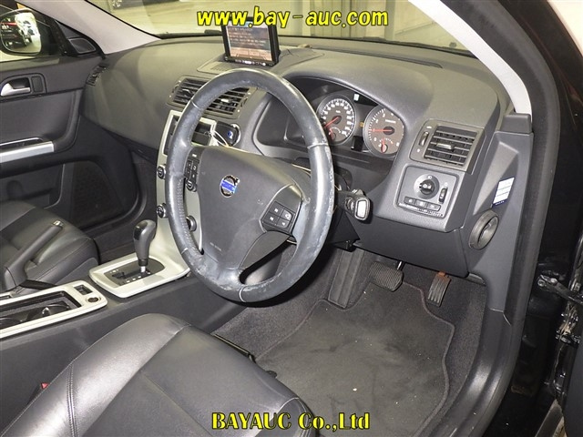 VOLVO V50 2012