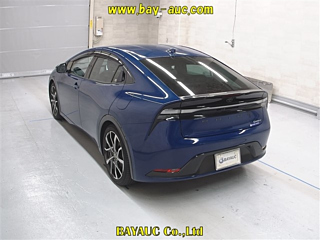 Заказать TOYOTA PRIUS PHV