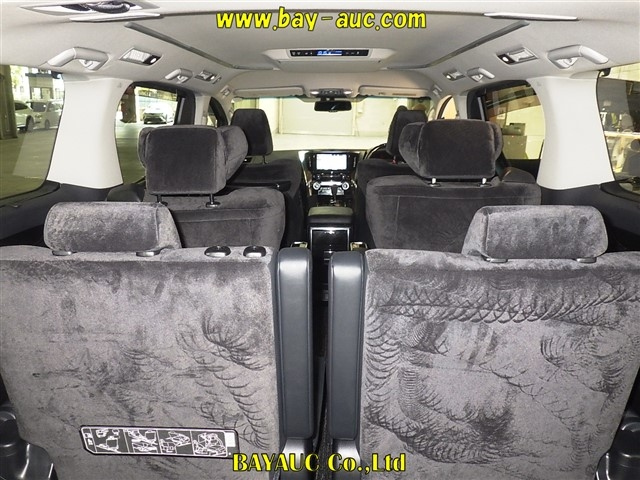 TOYOTA VELLFIRE 2017