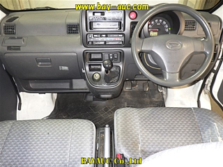 DAIHATSU HIJET VAN 2013