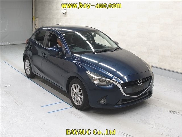 MAZDA DEMIO 2016