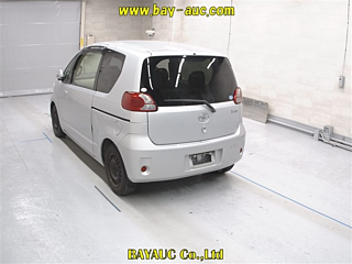 TOYOTA PORTE 2012