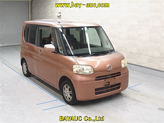 DAIHATSU TANTO 2009