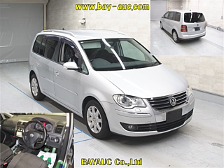VOLKSWAGEN GOLF TOURAN 2009