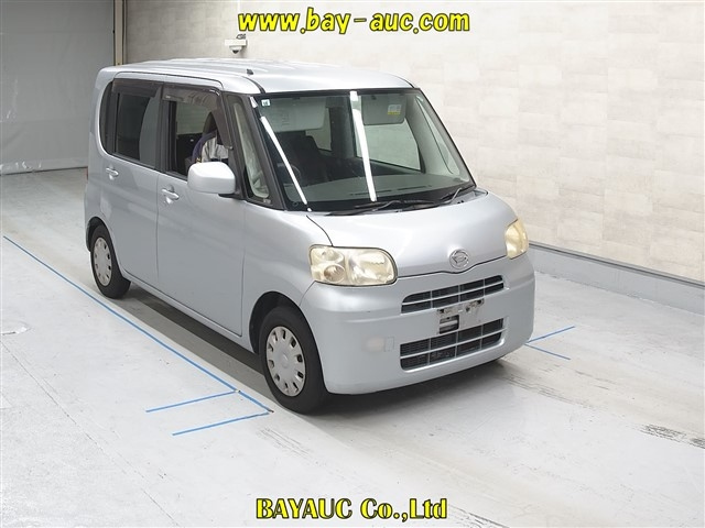 DAIHATSU TANTO 2009