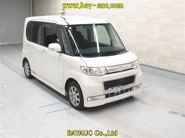 DAIHATSU TANTO 2009