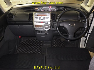 DAIHATSU TANTO 2009