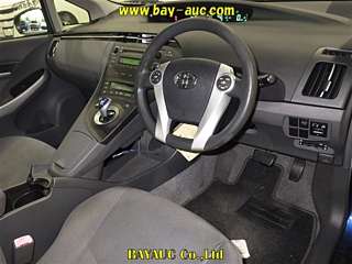TOYOTA PRIUS 2010