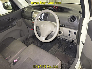 DAIHATSU TANTO 2011