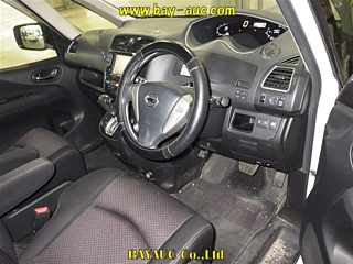 NISSAN SERENA 2012