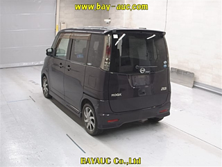 NISSAN ROOX 2010