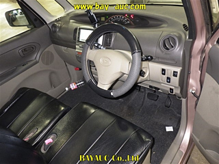DAIHATSU TANTO 2012