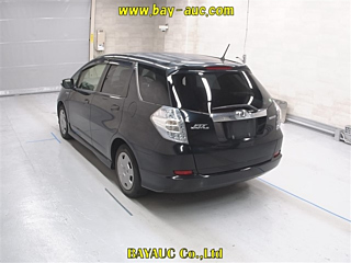 HONDA FIT SHUTTLE 2013