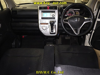 HONDA ZEST 2009