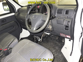 DAIHATSU HIJET VAN 2012