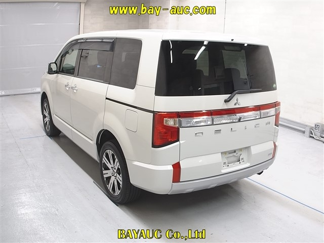 MITSUBISHI DELICA D5 2020