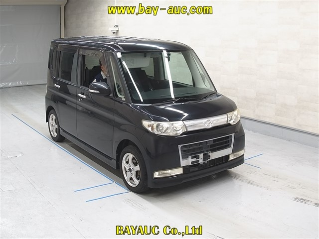 DAIHATSU TANTO 2008