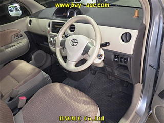 TOYOTA SIENTA 2014