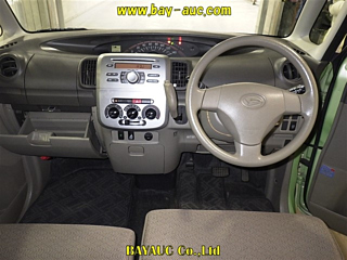 DAIHATSU TANTO 2013
