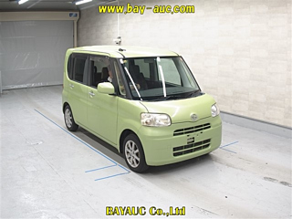 DAIHATSU TANTO 2013