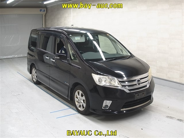 NISSAN SERENA 2013