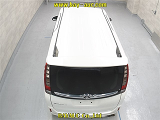 TOYOTA ESQUIRE 2015