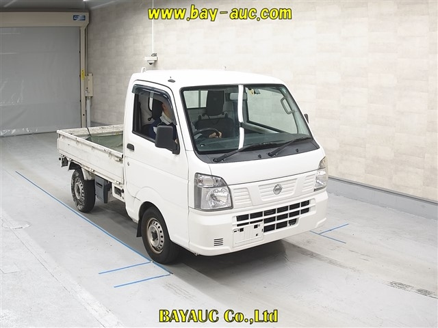 NISSAN CLIPPER TRUCK 2015
