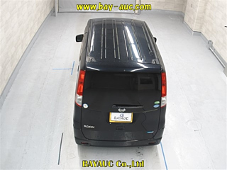 NISSAN ROOX 2012