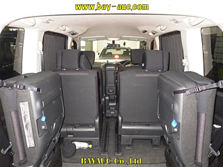 NISSAN SERENA 2012