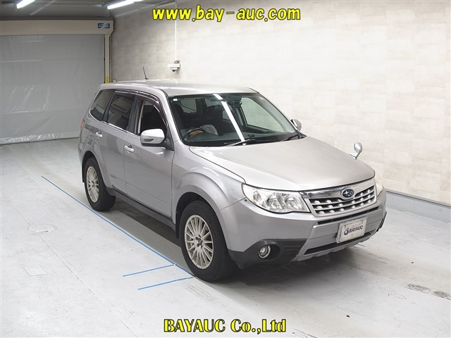 SUBARU FORESTER 2011