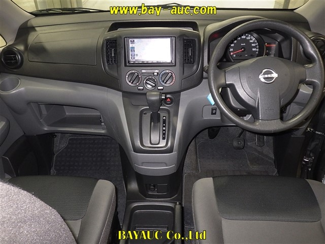 NISSAN NV200 2024