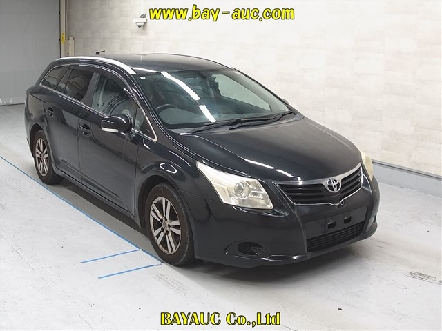 TOYOTA AVENSIS WAGON 2012