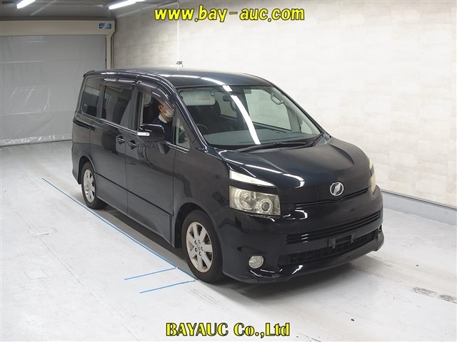 TOYOTA VOXY 2008